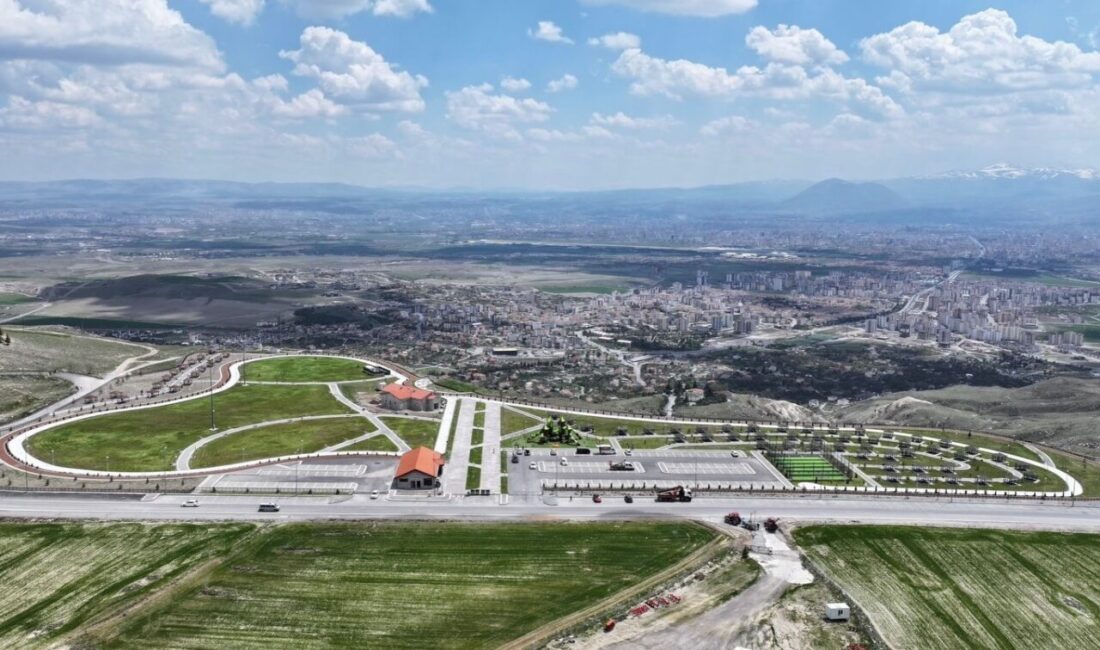 Kocasinan Belediye Başkanı Ahmet Çolakbayrakdar, Kayseri’nin eşsiz şehir manzarasıyla dikkat