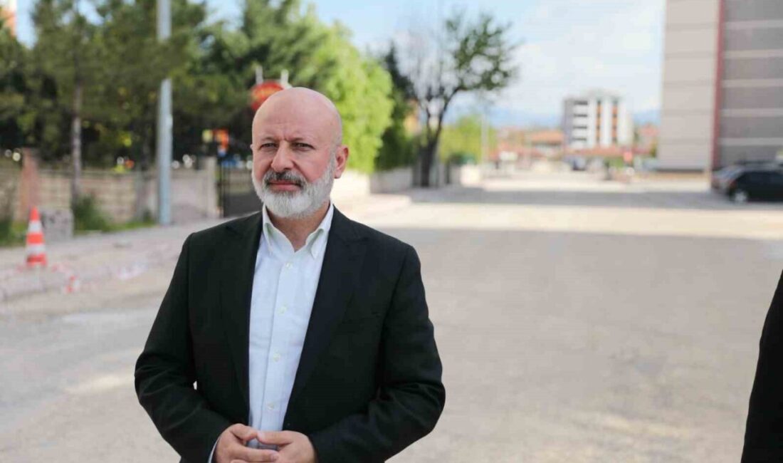 Kocasinan Belediye Başkanı Ahmet Çolakbayrakdar, Kentsel Dönüşüm Projesi kapsamında daha