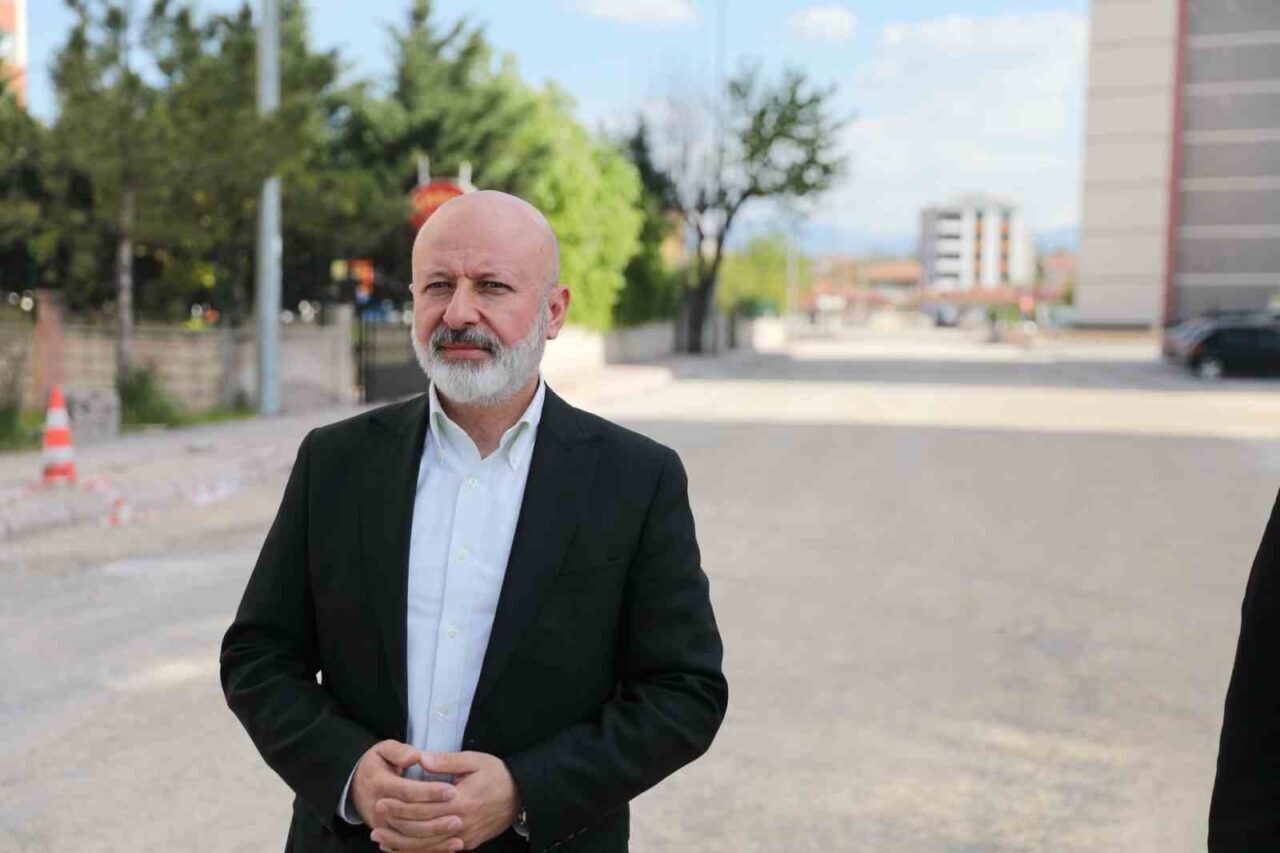 Kocasinan Belediye Başkanı Ahmet Çolakbayrakdar, Kentsel Dönüşüm Projesi kapsamında daha