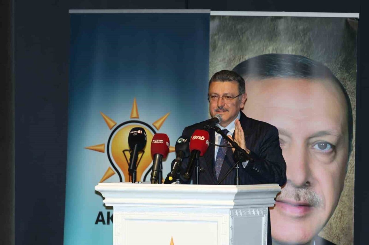 Trabzon Büyükşehir Belediye Başkanı Ahmet Metin Genç, 400 milyon liralık