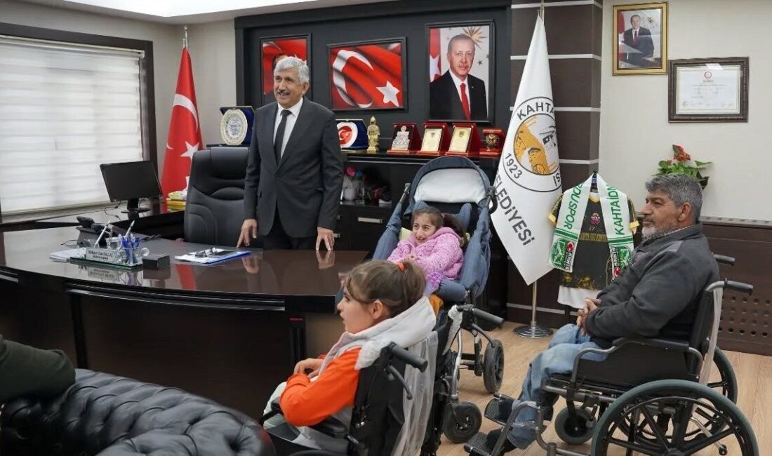 Adıyaman’ın Kahta ilçe Belediye Başkanı Mehmet Can Hallaç, 10-16 Mayıs