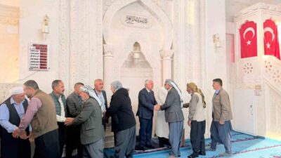 Diyarbakır’ın Çermik İlçe Belediye Başkanı Şehmus Karamehmetoğlu, vatandaşlarla bayramlaştı. Bayram