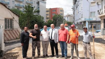 İncirliova Belediye Başkanı Aytekin Kaya, ilçede sürdürülen çalışmaları yerinde inceleyerek