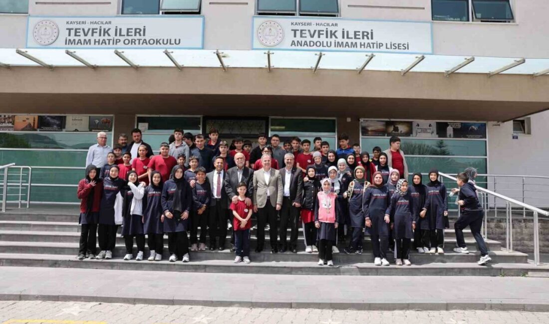 Hacılar Belediye Başkanı Bilal Özdoğan, Tevfik İleri İmam Hatip Okulları