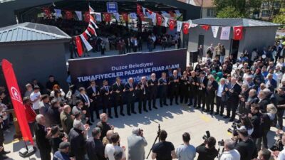 Düzce Belediyesi’nce Aziziye Mahallesi’nde inşa edilen Tuhafiyeciler Pazarı ve Fuar