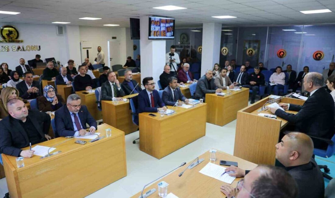 Düzce Belediye Meclisi’nin mayıs ayı birleşiminde konuşan Belediye Başkanı Dr.