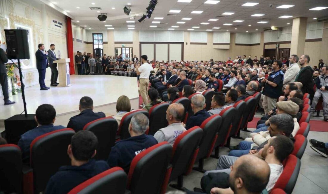 Kurban Bayramı öncesinde Kağıthane Belediyesinde geleneksel bayramlaşma programı düzenlendi. Programlarda