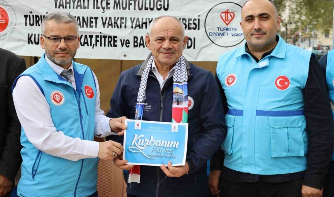Yahyalı Belediye Başkanı Esat Öztürk, Türkiye Diyanet Vakfı tarafından “Kurbanını