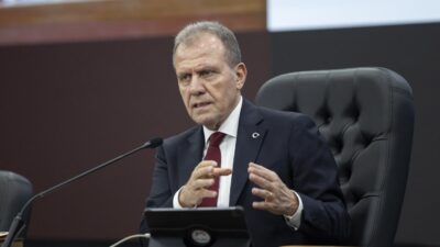 Mersin Büyükşehir Belediye Başkanı Vahap Seçer, Büyükşehir Belediyesi iştiraklerinden Denizkızı