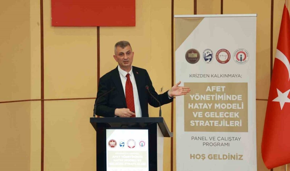 Gölcük Belediye Başkanı Ali Yıldırım Sezer, Hatay Valiliği tarafından düzenlenen