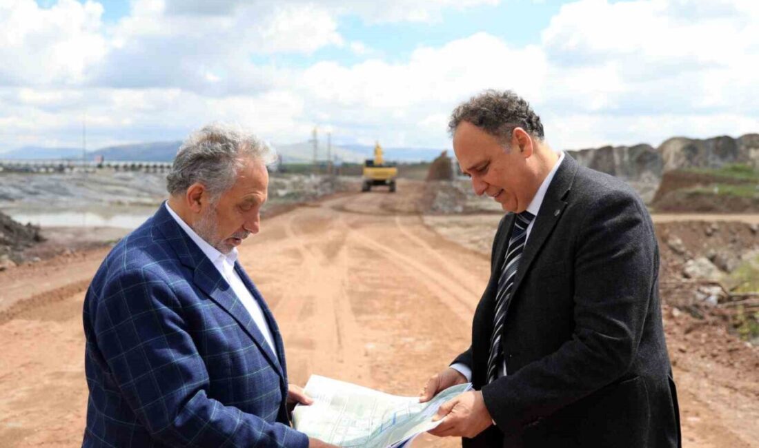 Talas Belediye Başkanı Mustafa Yalçın, kırsal mahallelerden Başakpınar’da gerçekleştirdiği ziyaret