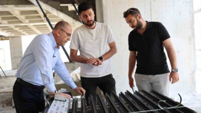 Antakya Belediye Başkanı İbrahim Naci Yapar, Akasya Mahallesinde yapımı süren