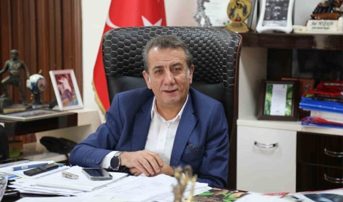 Efelr Belediye Başkanı Anıl Yetişkin, Kurban Bayramı dolayısıyla yayınladığı mesajda