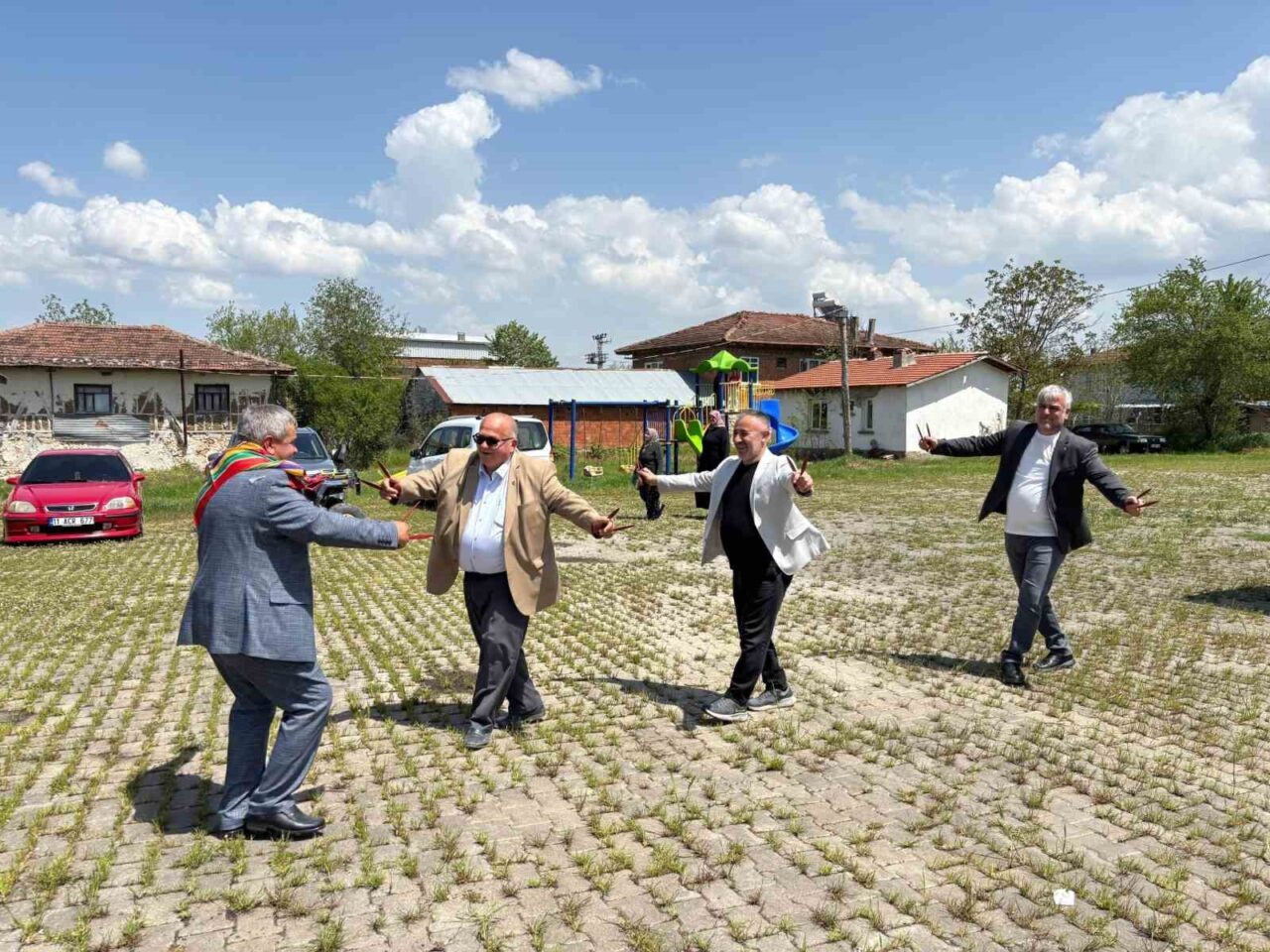 AK Parti Bilecik İl Başkanı Serkan Yıldırım, köylerde Hıdırellez coşkusuna