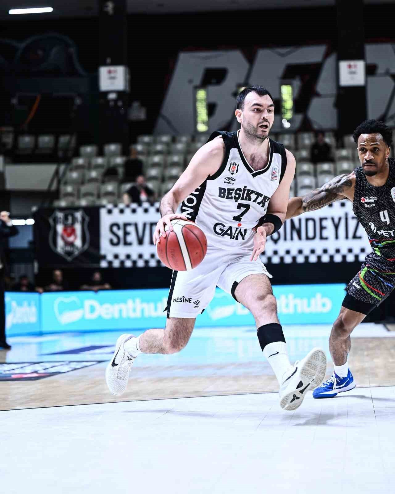 Türkiye Sigorta Basketbol Süper Ligi 28. hafta erteleme maçında Beşiktaş,