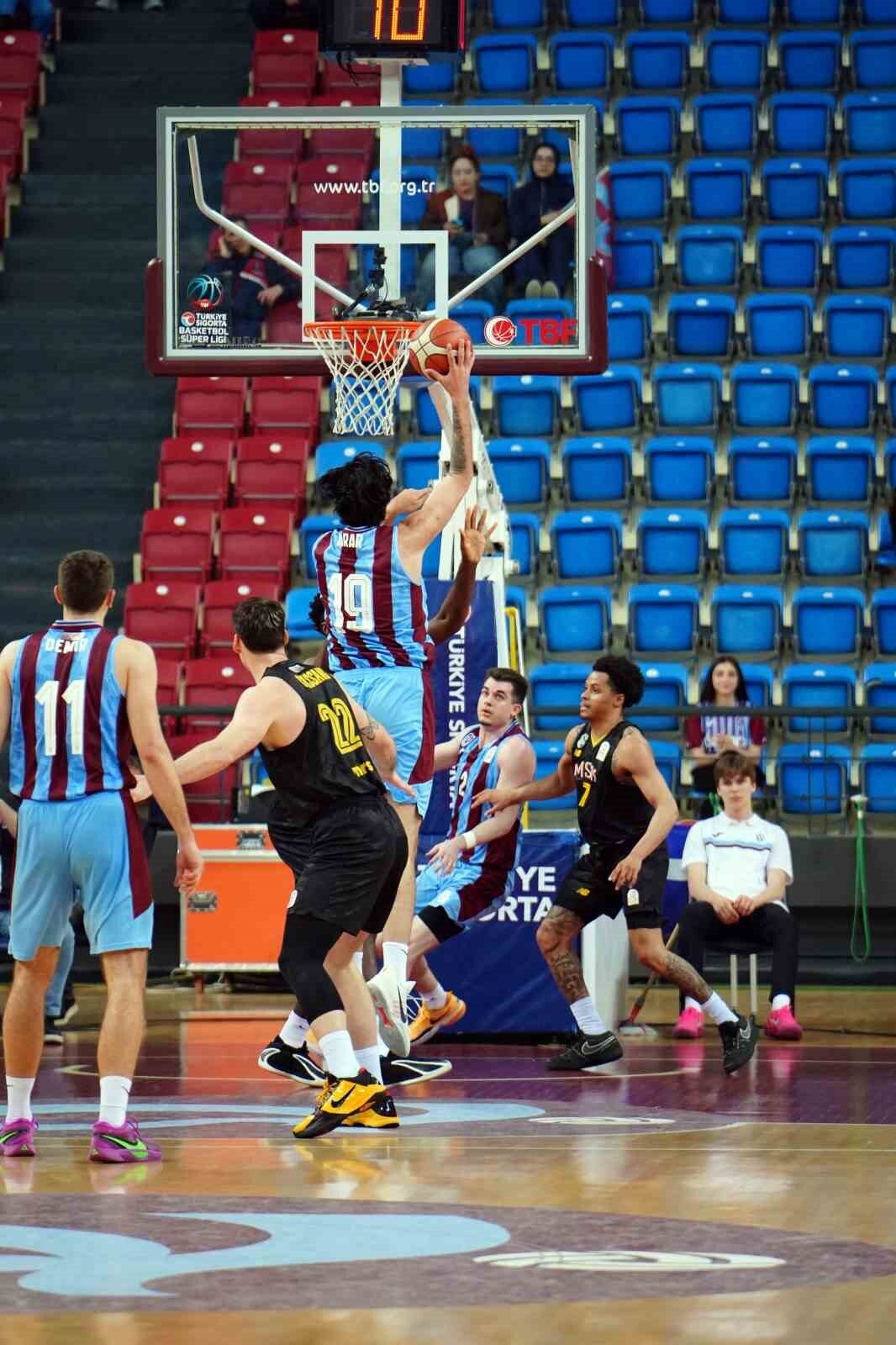 Trabzonspor, Türkiye Sigorta Basketbol Süper Ligi’nin 30. haftasında sahasında karşılaştığı