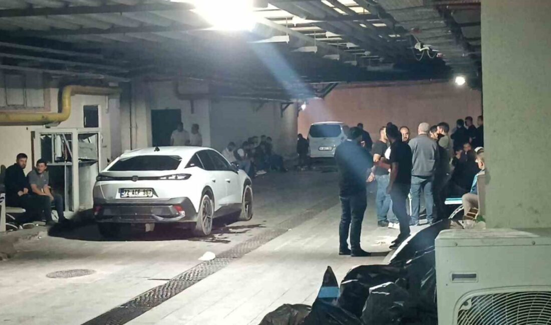 Batman’ın Beşiri ilçesinde dengesini kaybederek tarladaki sulama havuzuna düşen 3