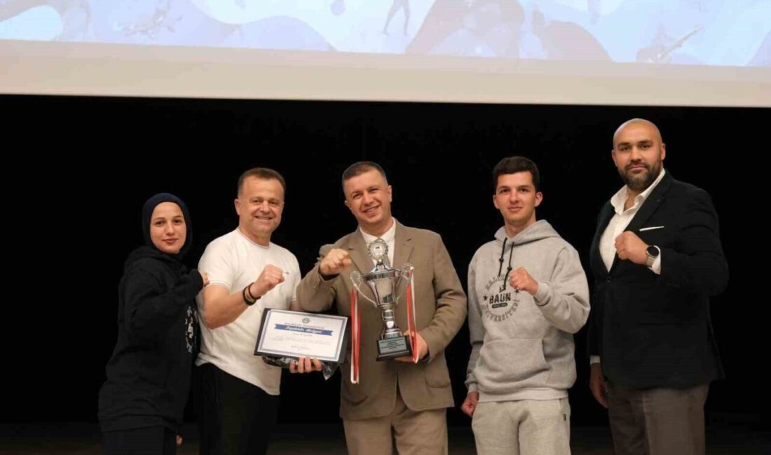 Balıkesir Üniversitesinde kültür, sanat ve spor etkinliklerini bir araya getiren