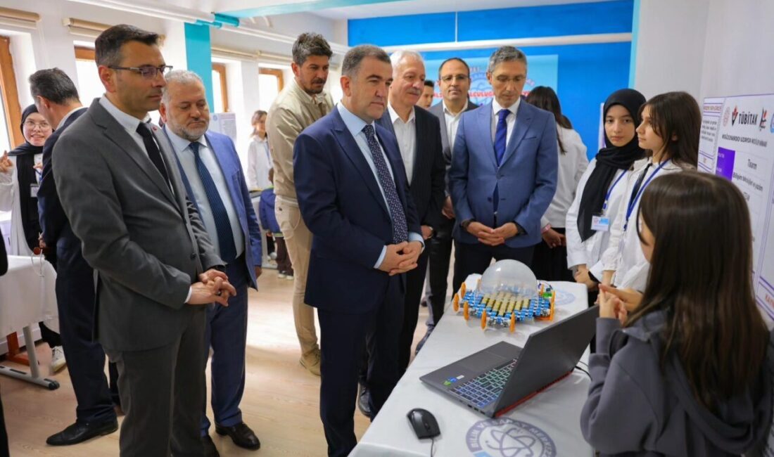 Bayburt Bilim ve Sanat Merkezi (BİLSEM) öğrencilerinin hazırladığı projeler, bilim
