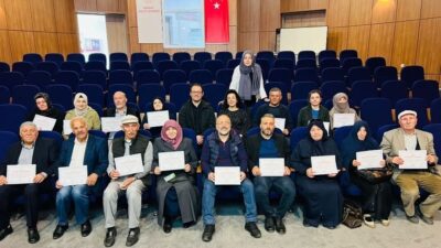 Bayburt Devlet Hastanesinde diyabet hastaları ve hasta yakınlarına yönelik düzenlenen