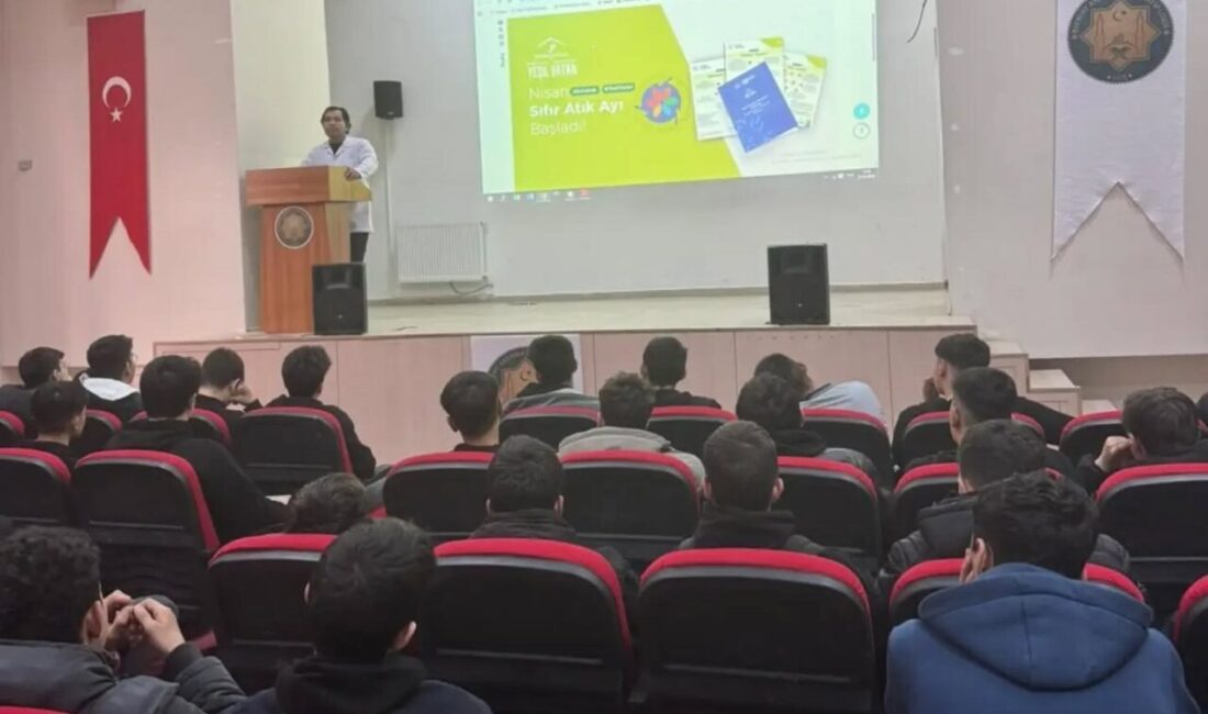 Bayburt Anadolu İmam Hatip Lisesinde ’Yeşil Vatan-Benim Okulum Geleceğe Çare’
