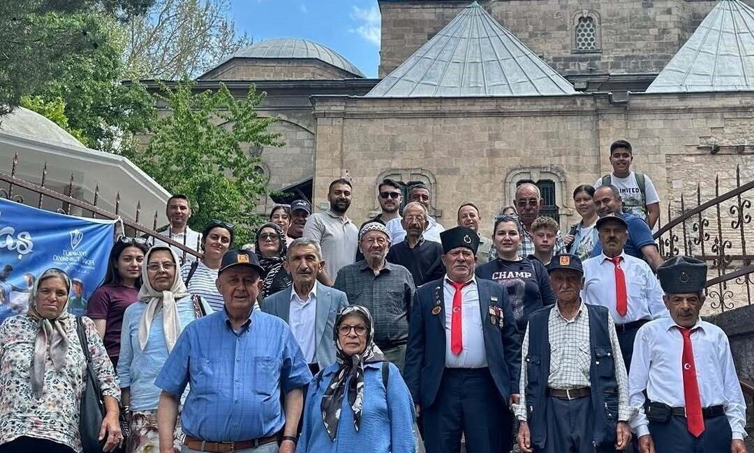 Bayındır Kaymakamlığı öncülüğünde, kahraman gaziler ve kıymetli ailelerine yönelik Afyonkarahisar’a
