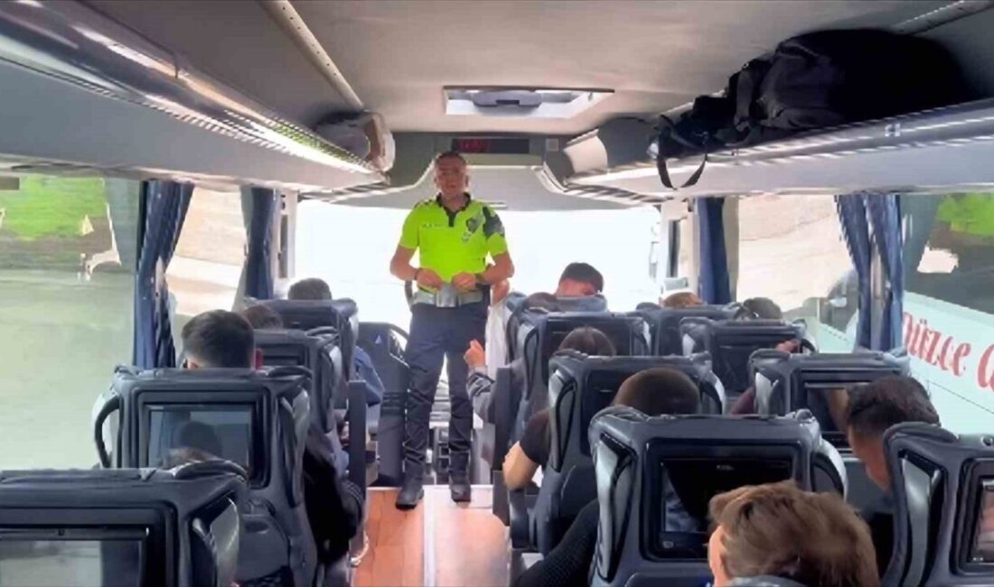 Bilecik’te polis ekipleri tarafından Kurban Bayramı sürücü ve yolculara yönelik