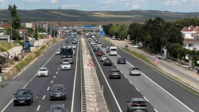 Kurban Bayramı tatilini memleketlerinde ve tatil bölgelerinde geçiren vatandaşların dönüş