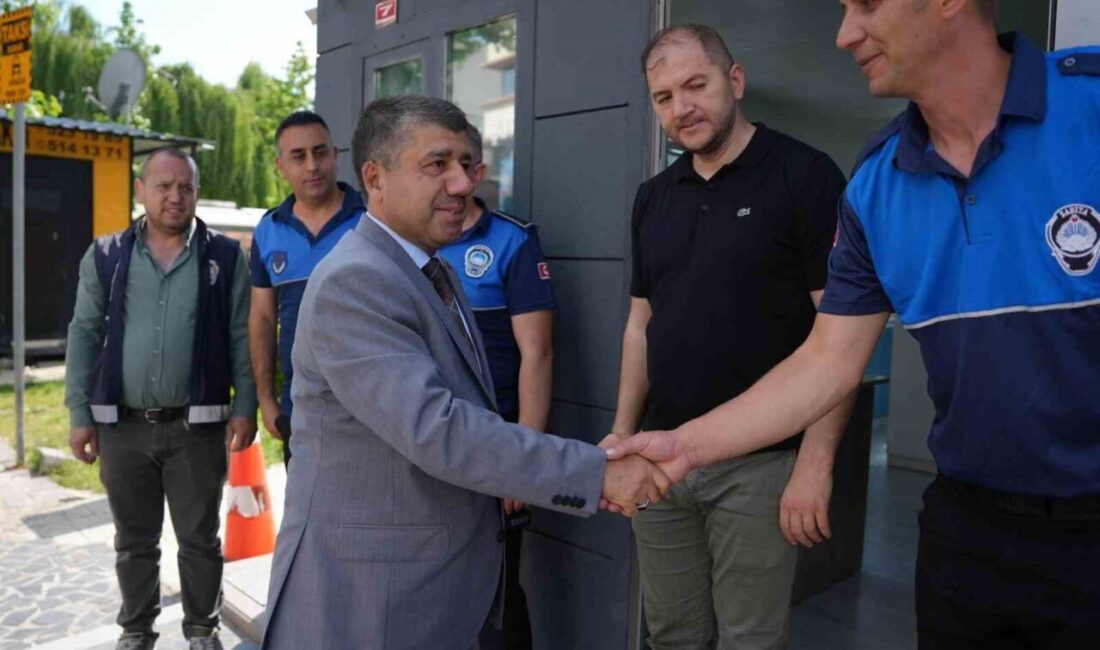 DÜZCE (İHA) – Düzce Belediyesi Başkan Yardımcısı Hasan Günden, Kurban