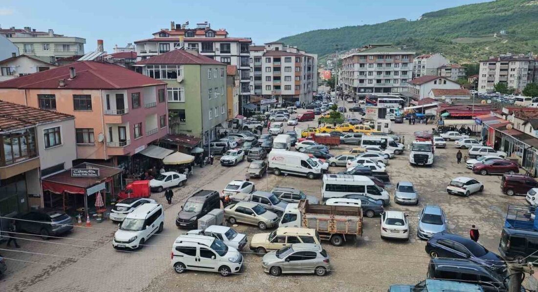 Kastamonu’nun Cide ilçesinde Kurban Bayramı tatili için memleketlerine gelen vatandaşların
