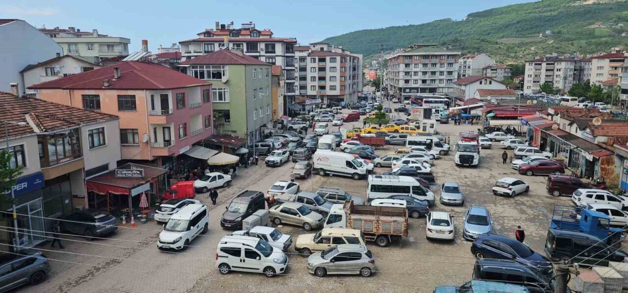 Kastamonu’nun Cide ilçesinde Kurban Bayramı tatili için memleketlerine gelen vatandaşların