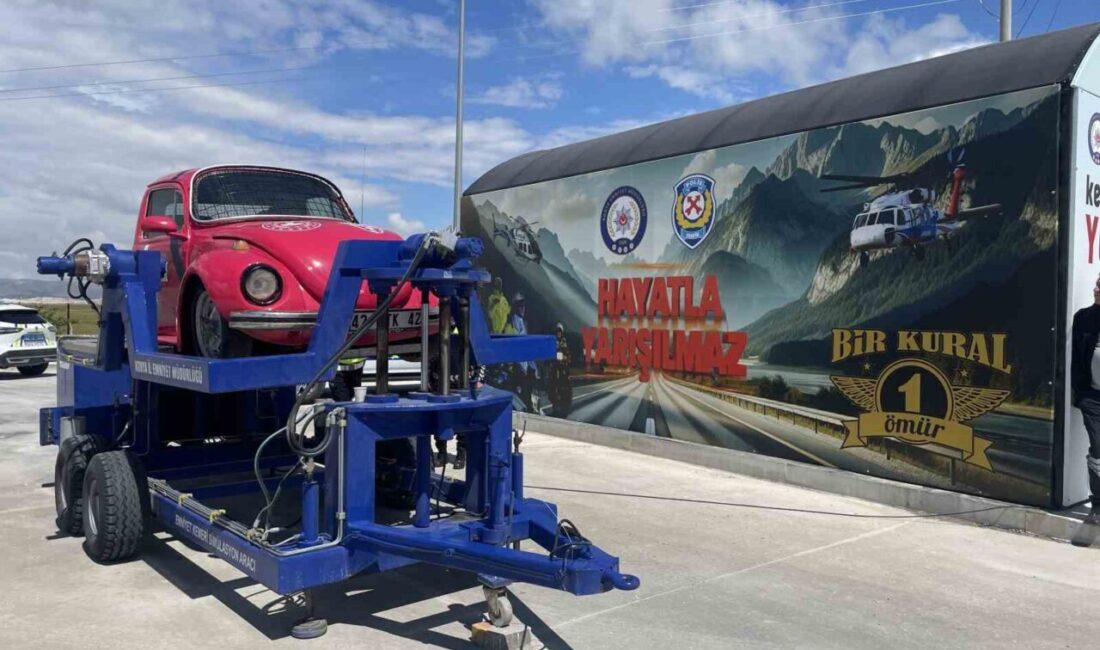 Konya İl Emniyet Müdürlüğü’ne bağlı trafik ekipleri, bayram tatili nedeniyle