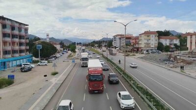 Kurban Bayramı tatilini memleketlerinde geçirmek isteyen vatandaşların yola çıkmasıyla birlikte,