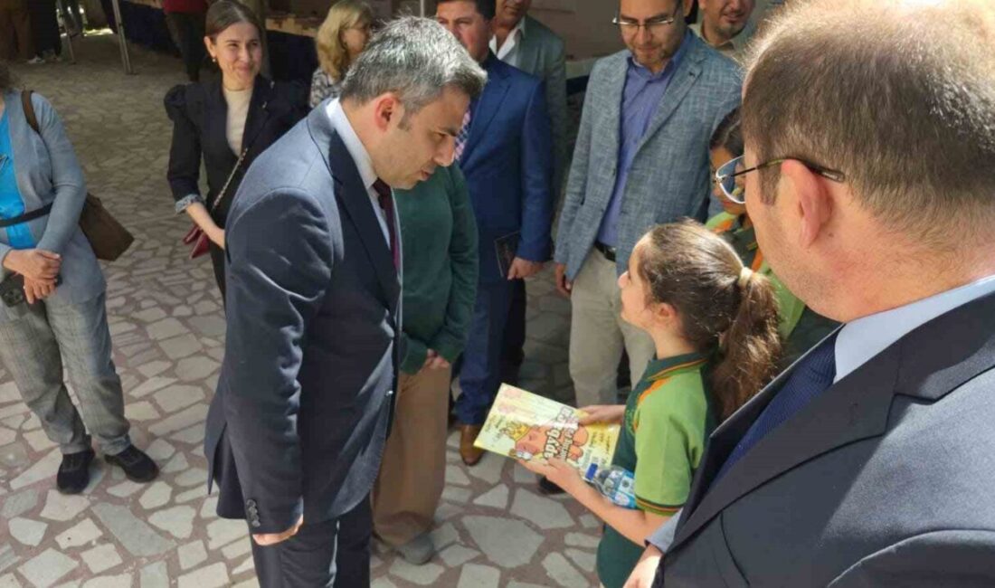 Çanakkale’nin Bayramiç ilçesinde Kaymakamlık koordinesinde düzenlenen kitap festivalinin bu sene