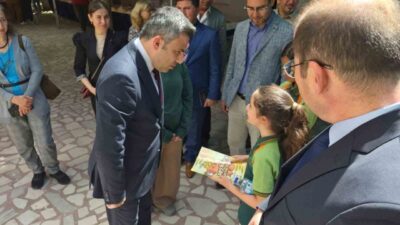 Çanakkale’nin Bayramiç ilçesinde Kaymakamlık koordinesinde düzenlenen kitap festivalinin bu sene