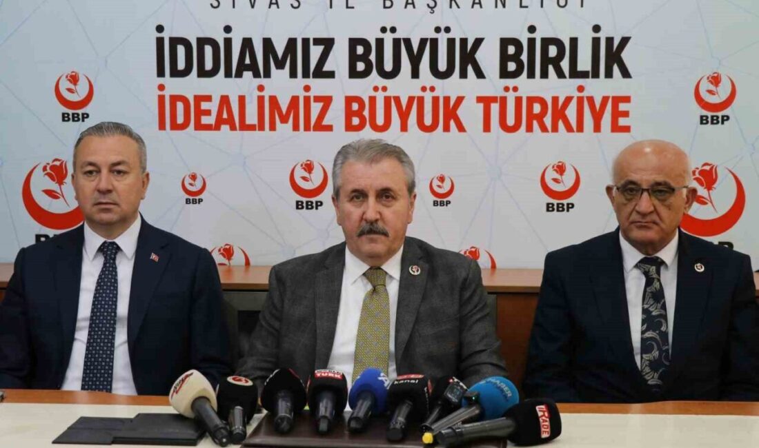 Büyük Birlik Partisi (BBP) Genel Başkanı Mustafa Destici, ABD ile