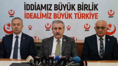 Büyük Birlik Partisi (BBP) Genel Başkanı Mustafa Destici, ABD ile