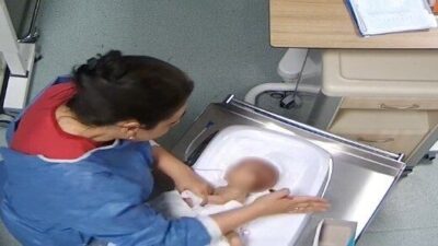 Kahramanmaraş’ta 5 günlük bebeğe şiddet uyguladığı iddiasıyla yargılanan hemşire, “Çok