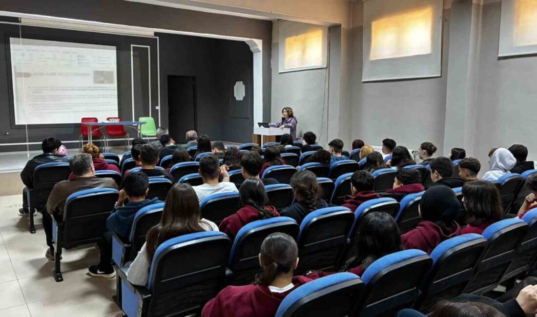 Zonguldak’ın Çaycuma ilçesinde “Maarifin Kalbinde Marifetli Gençlik” ve “Ben Her