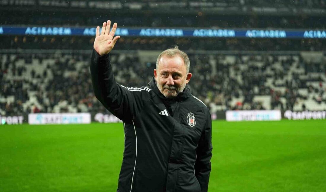 Beşiktaş’ta ikinci kez teknik direktörlük koltuğuna oturan Sergen Yalçın ile