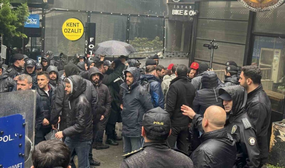 İstanbul’da 1 Mayıs nedeniyle Beşiktaş’tan Taksim’e çıkmak isteyen grup, polisin