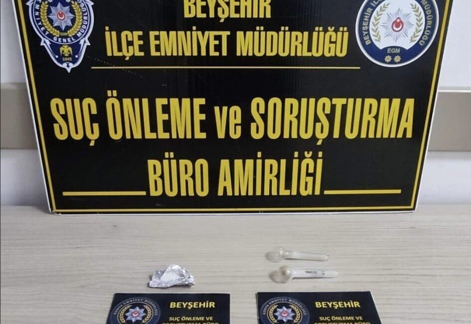Konya’nın Beyşehir ilçesinde, Beyşehir İlçe Emniyet Müdürlüğü ekiplerince düzenlenen uyuşturucu