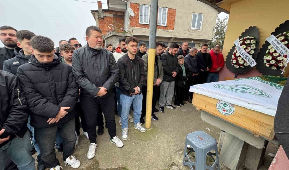 Giresun’da önceki akşam iki grup arasında çıkan tartışmayı ayırmak isterken