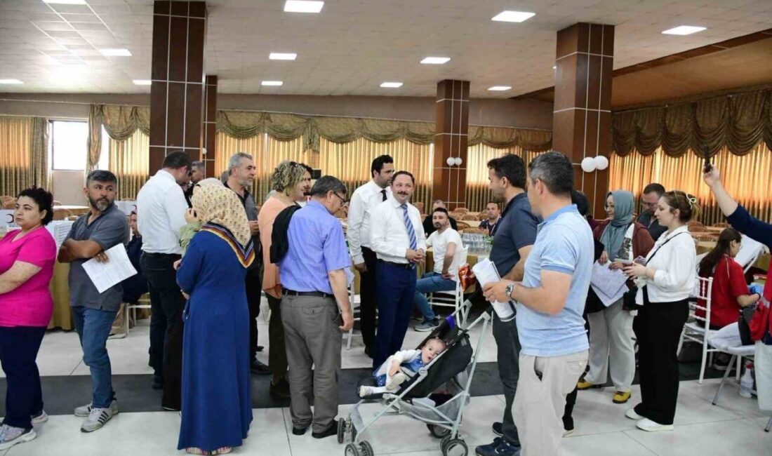 Çanakkale’nin Biga ilçesinde ’Bugün Okulumda Kan-panya Var’ etkinliği ile kan