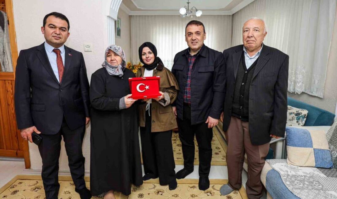 Bilecik Valisi Faik Oktay Sözer, infaz koruma memuru İsmail Arı’nın