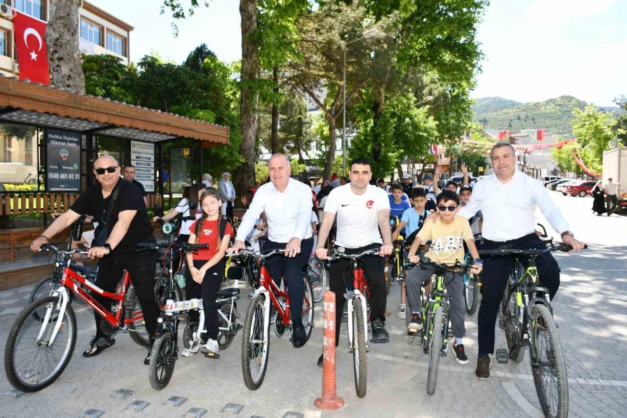Bilecik’in Osmaneli ilçesinde 19 Mayıs Atatürk’ü Anma, Gençlik ve Spor