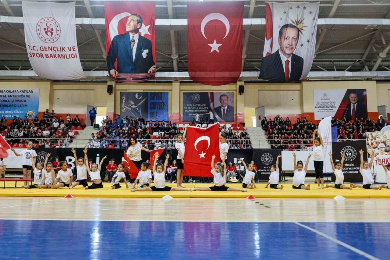 Bilecik’te 19 Mayıs Atatürk’ü Anma, Gençlik ve Spor Bayramı kutlamaları