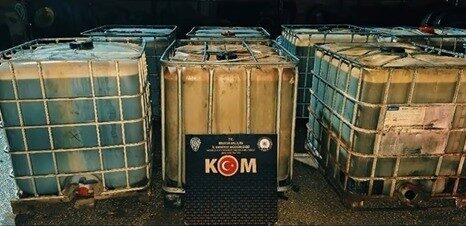 Bilecik’te bir tırda yapılan aramada 5 bin 100 litre kaçak