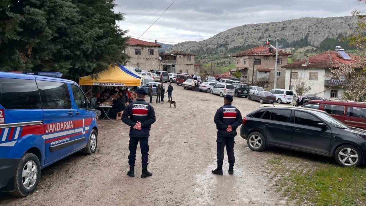 Bilecik İl Jandarma Komutanlığı sorumluluk bölgesinde düzenlenen Hıdırellez Şenliklerinde 80