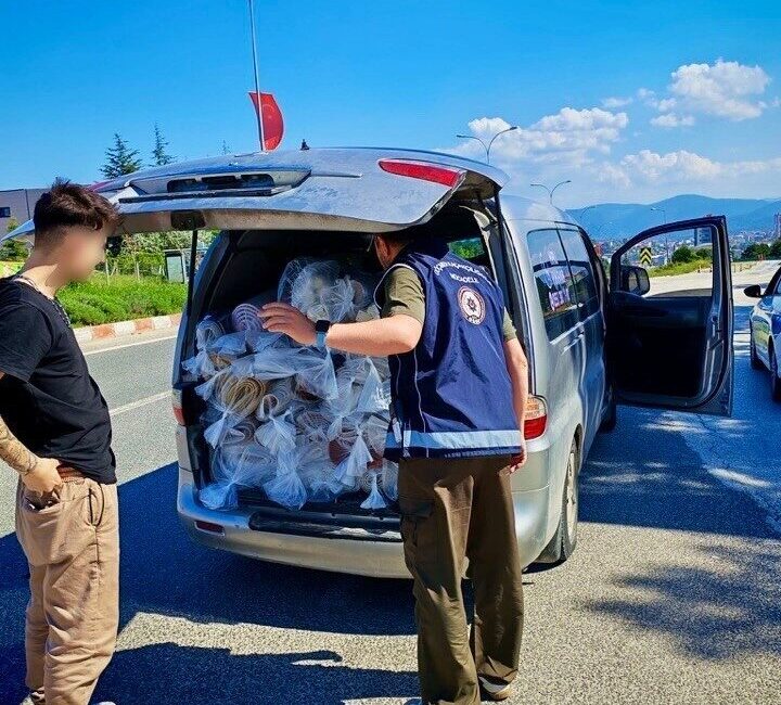 Bilecik’te yasa dışı göç ile mücadele çerçevesinde mobil göç denetimleri